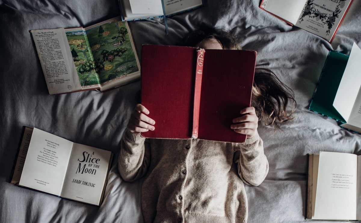 Minimalist Japanese-inspired furniture Books Blog Img 1